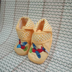 Two Mix Sepatu bayi cowok kuning dj297