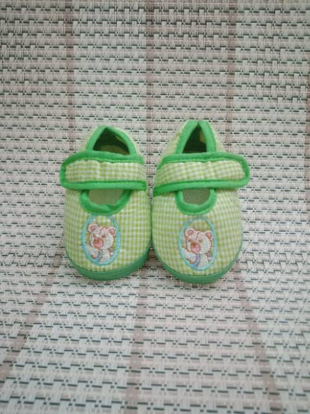 Two Mix Sepatu baby warna hijau newborn dj296